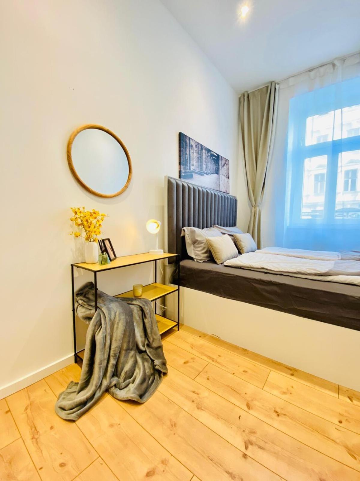 Ottakring Gem Shared 4-br Retreat Breathtaking Views * Wien